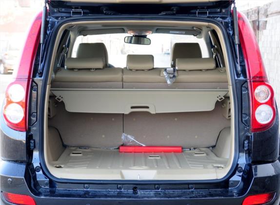 哈弗H5 2010款 欧风版 2.0L 两驱天窗型 车厢座椅   后备厢