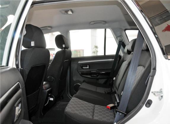 哈弗H5 2013款 智尊版 2.0L手动两驱进取型 车厢座椅   后排空间