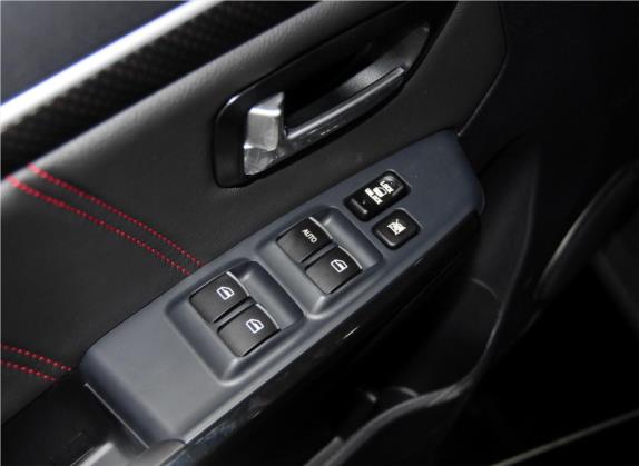 哈弗H5 2015款 2.0T 手动四驱精英型 车厢座椅   门窗控制
