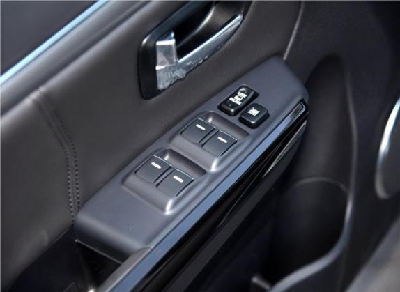 哈弗H5 2016款 经典版 2.0T 手动四驱尊贵型 车厢座椅   门窗控制