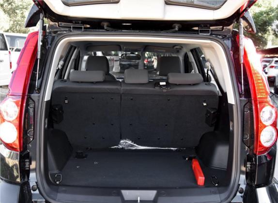 哈弗H5 2018款 经典版 2.0T 手动四驱进取型 车厢座椅   后备厢