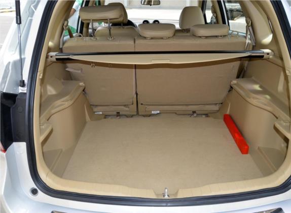 哈弗H6 2011款 2.0L 手动两驱尊贵型 车厢座椅   后备厢