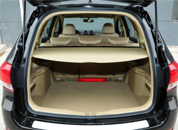 哈弗H6 2012款 2.4L 手动两驱都市型 车厢座椅   后备厢