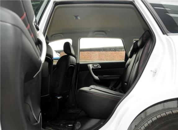 哈弗H6 2013款 升级版 1.5T 手动两驱精英型 车厢座椅   后排空间
