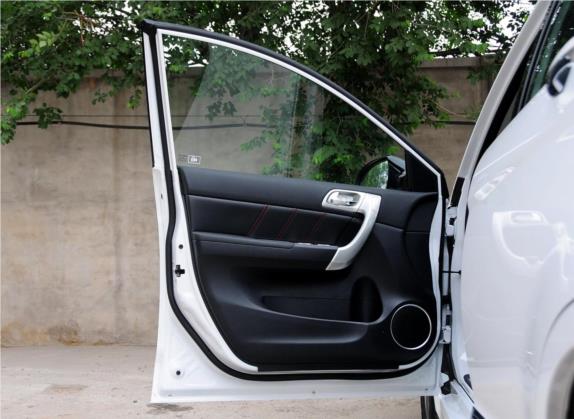 哈弗H6 2013款 升级版 1.5T 手动两驱精英型 车厢座椅   前门板