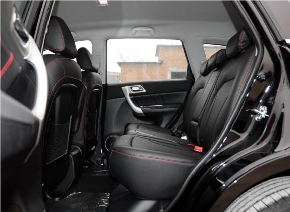 哈弗H6 2013款 升级版 2.4L 自动两驱精英型 车厢座椅   后排空间