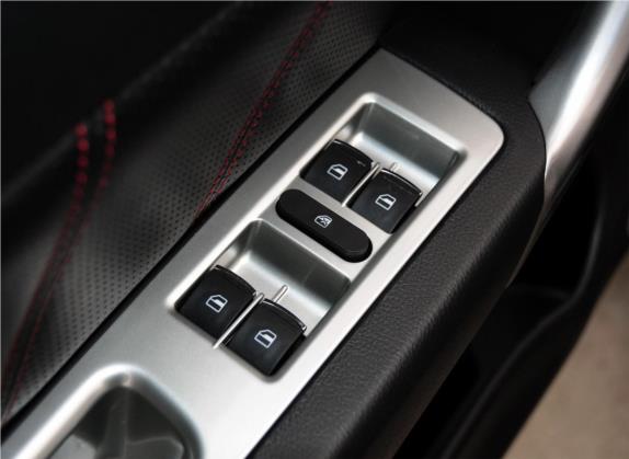 哈弗H6 2013款 升级版 2.4L 自动两驱精英型 车厢座椅   门窗控制