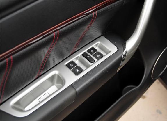 哈弗H6 2013款 运动版 1.5T 手动四驱精英型 车厢座椅   门窗控制