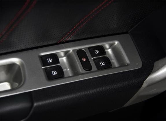 哈弗H6 2015款 升级版 1.5T 手动两驱都市型 车厢座椅   门窗控制