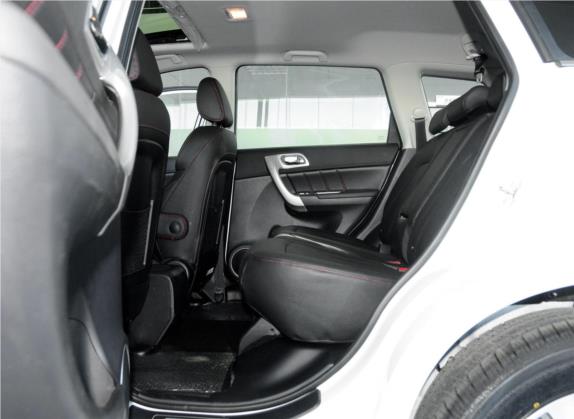 哈弗H6 2015款 升级版 1.5T 手动两驱精英型 车厢座椅   后排空间