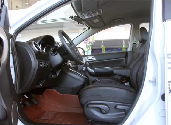 哈弗H6 2016款 升级版 1.5T 手动四驱都市型 车厢座椅   前排空间