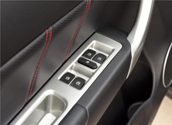 哈弗H6 2016款 升级版 1.5T 手动四驱精英型 车厢座椅   门窗控制