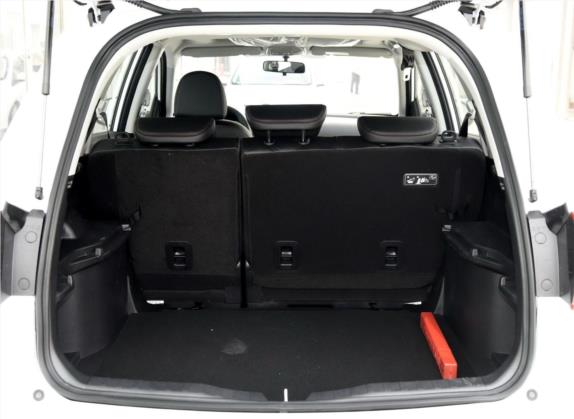 哈弗H6 2016款 升级版 1.5T 自动两驱精英型 车厢座椅   后备厢
