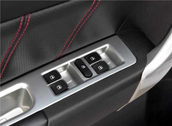 哈弗H6 2016款 升级版 2.0T 柴油 手动两驱都市型 国V 车厢座椅   门窗控制
