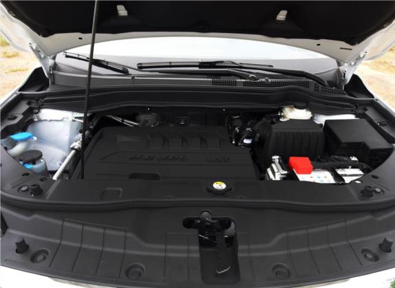 哈弗H6 2017款 改款红标 运动版 1.5T 自动两驱豪华型 其他细节类   发动机舱