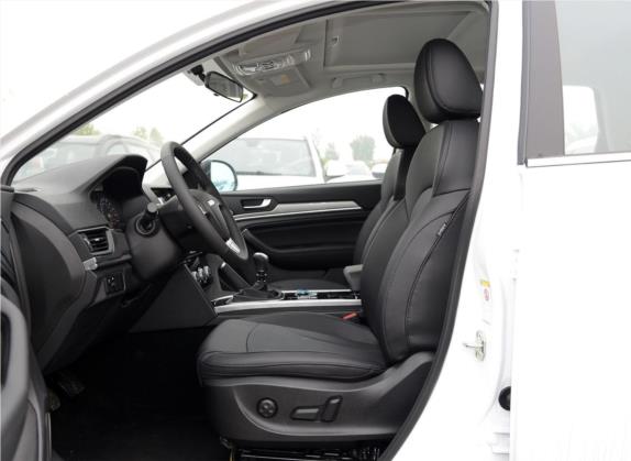 哈弗H6 2018款 红标 运动版 1.5T 手动两驱精英型 车厢座椅   前排空间