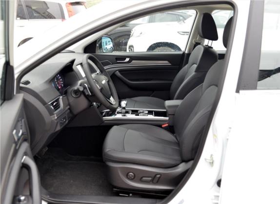 哈弗H6 2018款 红标 运动版 1.5T 自动两驱尊贵型 车厢座椅   前排空间