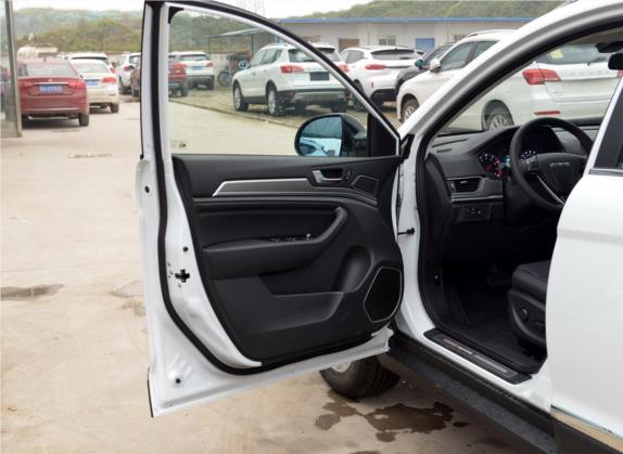 哈弗H6 2018款 红标 运动版 1.5T 自动两驱尊贵型 车厢座椅   前门板