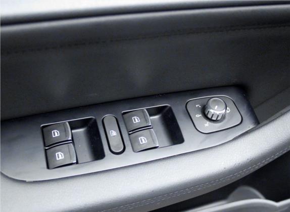 哈弗H6 2018款 红标 运动版 1.5T 自动两驱尊贵型 车厢座椅   门窗控制