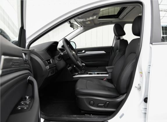 哈弗H6 2018款 蓝标 运动版 1.5T 手动两驱精英型 车厢座椅   前排空间