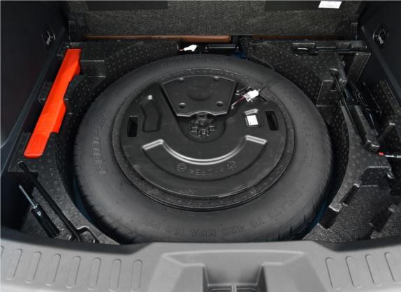 哈弗H6 2018款 红标 1.5T 自动超豪型 其他细节类   备胎