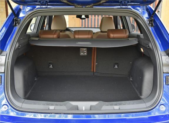 哈弗H6 2018款 红标 1.5T 自动超豪型 车厢座椅   后备厢