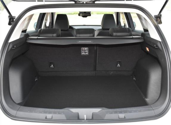 哈弗H6 2018款 蓝标 1.5T 自动豪华型 车厢座椅   后备厢