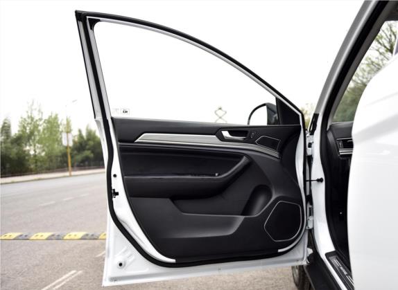 哈弗H6 2018款 运动版 1.5T 自动两驱尊贵型 国V 车厢座椅   前门板
