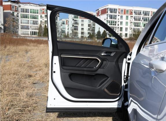 哈弗H6 2019款 红标 2.0GDIT 自动豪华智联版 车厢座椅   前门板