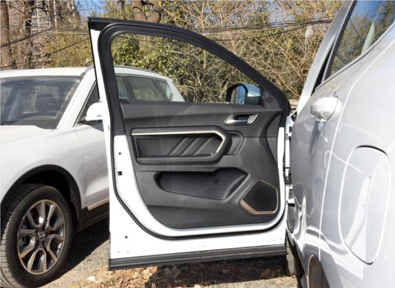 哈弗H6 2019款 蓝标 1.5GDIT 自动豪华智联版 车厢座椅   前门板