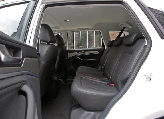 哈弗H6 2019款 运动版 1.5T 自动两驱尊贵智联型 国VI 车厢座椅   后排空间
