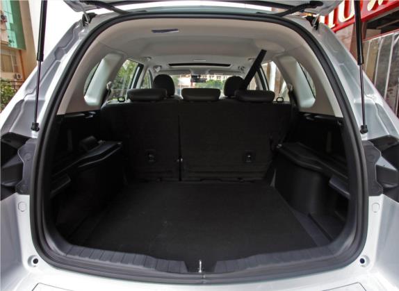 哈弗H6 2019款 运动版 1.5T 自动两驱尊贵智联型 国VI 车厢座椅   后备厢
