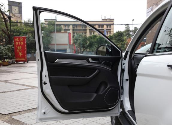 哈弗H6 2019款 运动版 1.5T 自动两驱尊贵智联型 国VI 车厢座椅   前门板