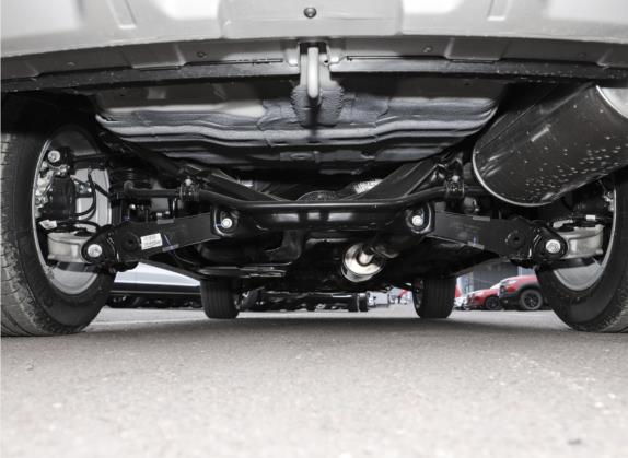 哈弗H6 2021款 运动版 1.5T 自动精英智联型 U型格栅 其他细节类   后悬架