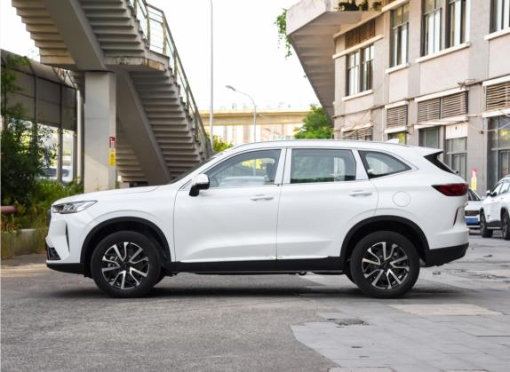 哈弗H6 2022款 第三代 1.5T DHT 外观   正侧