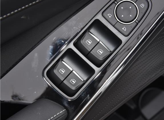 哈弗H6 2022款 第三代 1.5T 自动两驱Pro 车厢座椅   门窗控制
