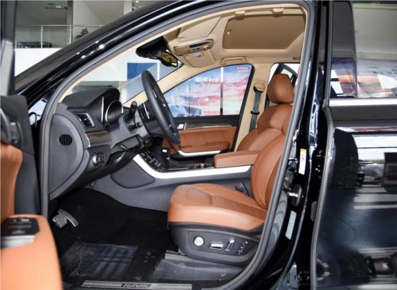 哈弗H8 2015款 2.0T 两驱豪华型 车厢座椅   前排空间