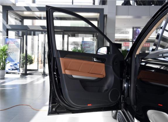 哈弗H8 2015款 2.0T 两驱豪华型 车厢座椅   前门板