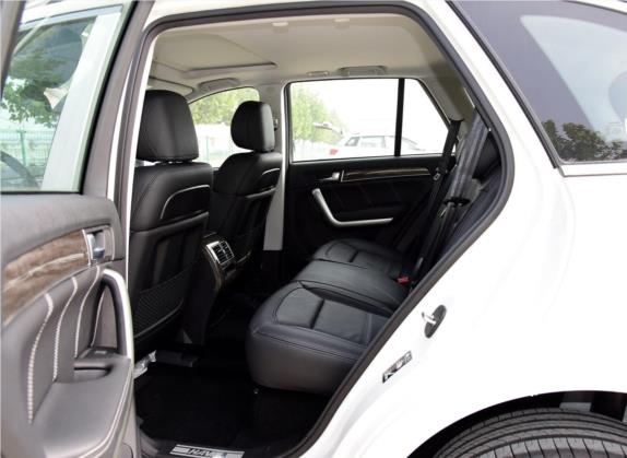 哈弗H8 2015款 2.0T 四驱标准型 车厢座椅   后排空间