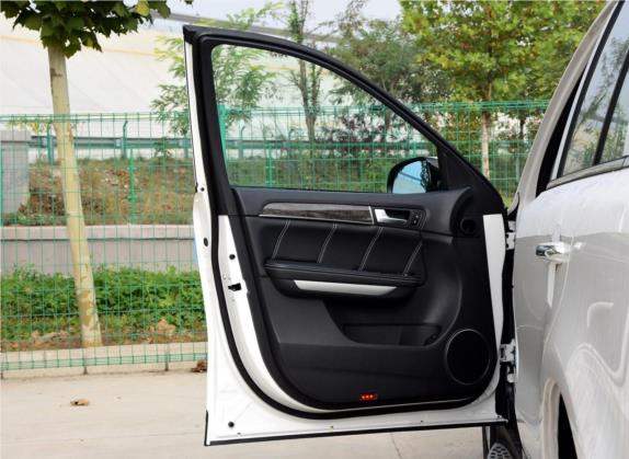 哈弗H8 2015款 2.0T 四驱标准型 车厢座椅   前门板