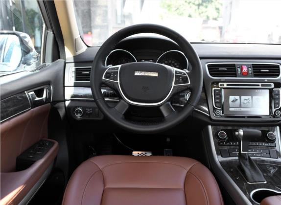 哈弗H8 2015款 2.0T 四驱舒适型 中控类   驾驶位
