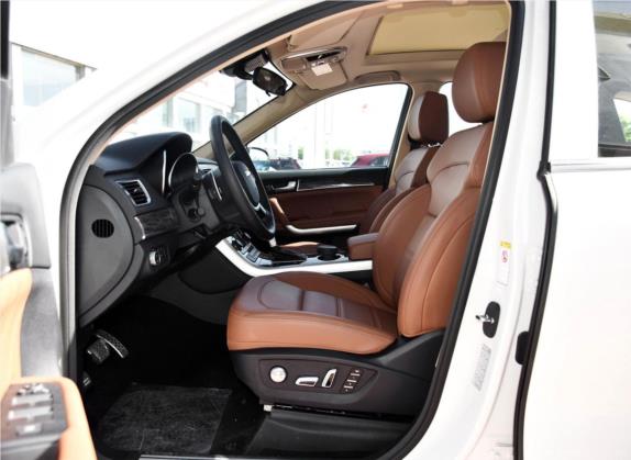 哈弗H8 2015款 2.0T 四驱舒适型 车厢座椅   前排空间