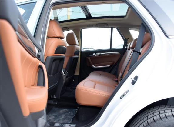 哈弗H8 2015款 2.0T 四驱精英型 车厢座椅   后排空间