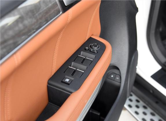 哈弗H8 2015款 2.0T 四驱精英型 车厢座椅   门窗控制
