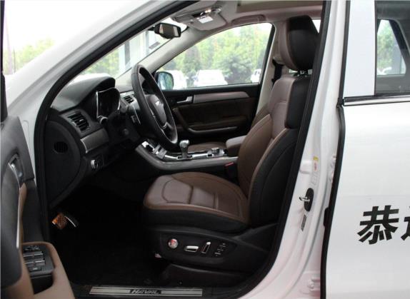 哈弗H8 2017款 2.0T 汽油两驱智享型 车厢座椅   前排空间