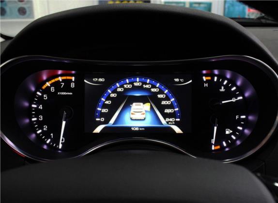 哈弗H8 2017款 2.0T 汽油两驱智享型 中控类   仪表盘