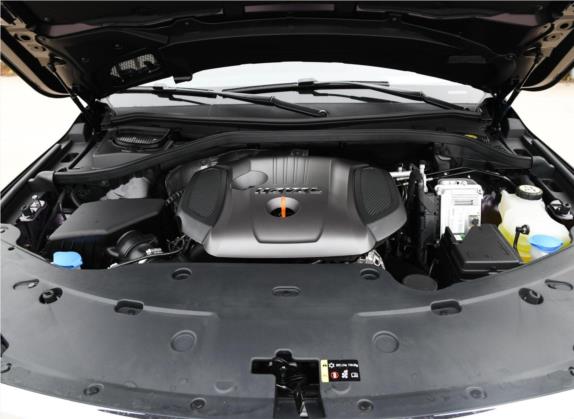 哈弗H8 2017款 2.0T 汽油四驱智享型 其他细节类   发动机舱