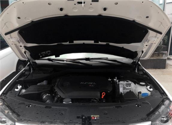 哈弗H8 2017款 2.0T 柴油两驱智享型 其他细节类   发动机舱