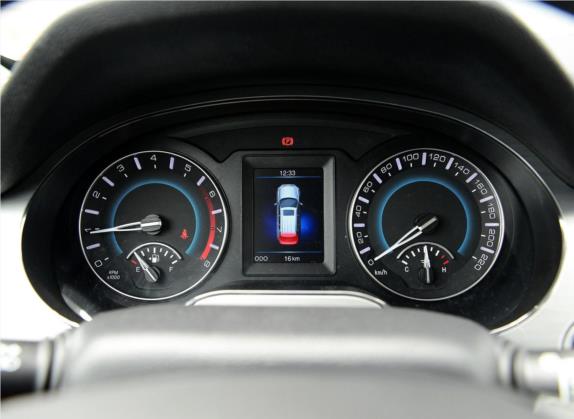 哈弗H2 2014款 1.5T 手动两驱精英版 中控类   仪表盘