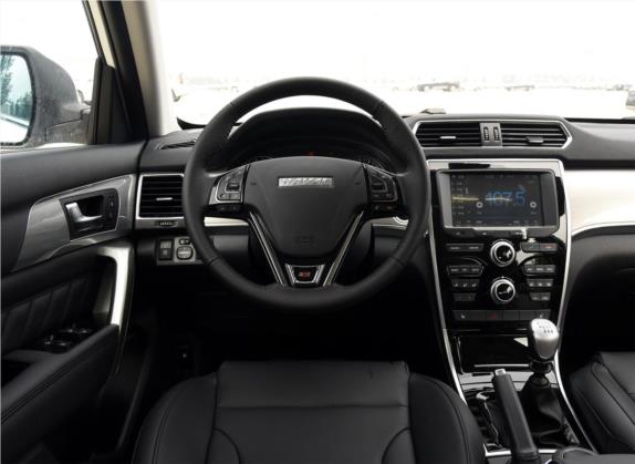 哈弗H2 2016款 红标 1.5T 手动四驱精英型 中控类   驾驶位
